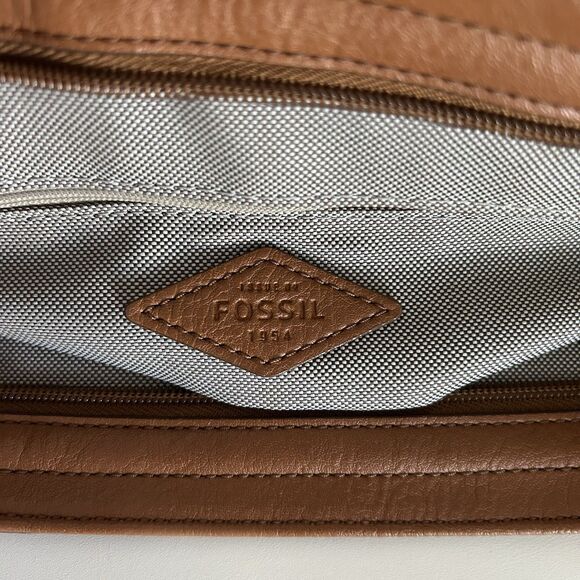 Fossil Maya Large Hobo Brown Cow Hide Leather Crossbody Bag ZB7617 - Picture 10 of 14